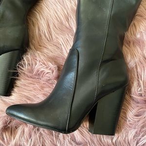 Black leather BCBG boots